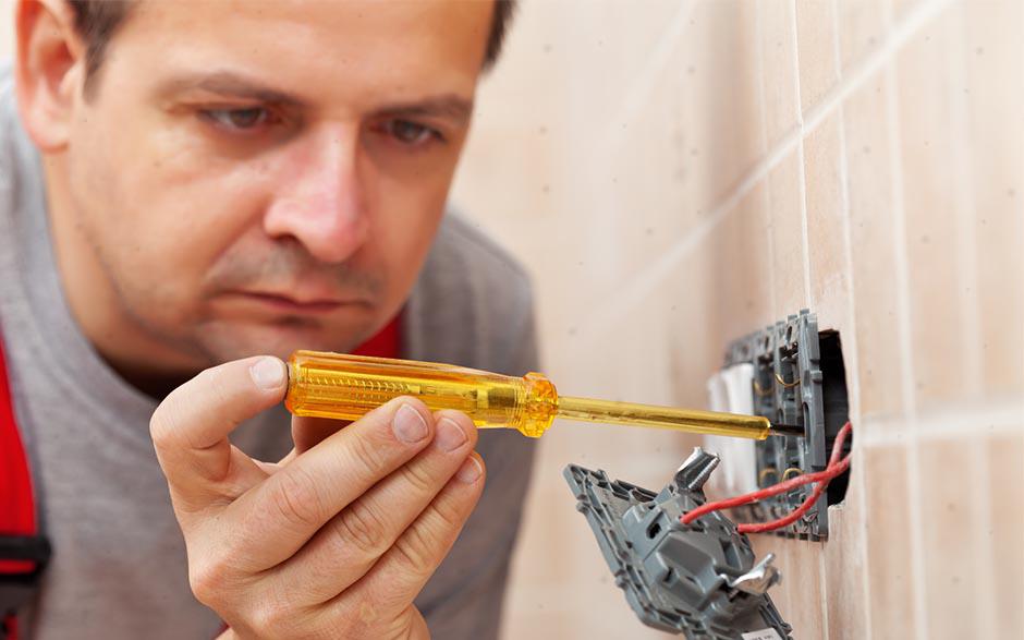 électricien urgence Paris 12